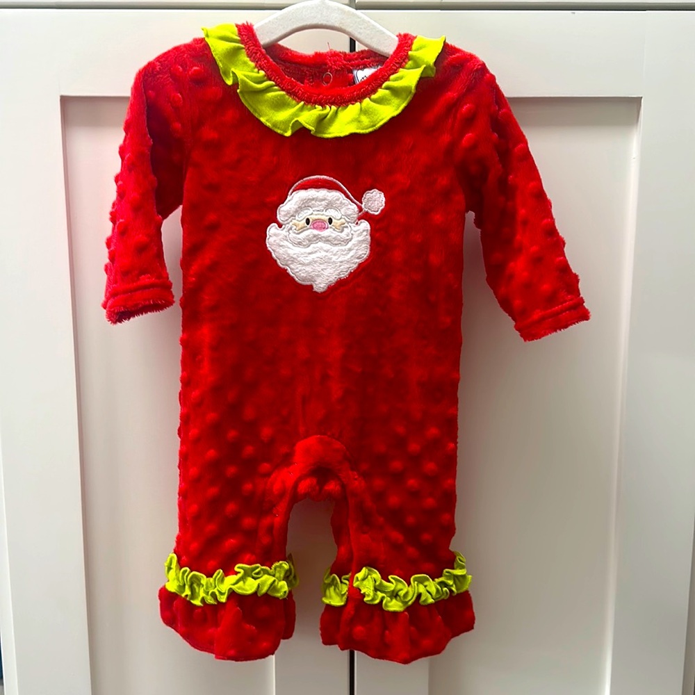 Three sisters Christmas Santa outfit- 3M, GUC